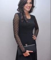 kriti-sanon-latest-photos_3