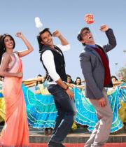 krrish-3-movie-hot-stills-_8_