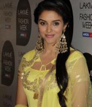 lakme-fashion-week-summer-day-2-01