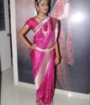 hot-girls-at-lakme-salon-make-up-event1