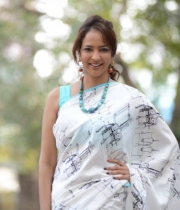 lakshmi-manchu-latest-photos-budugu-trailer-launch-1-1024x682