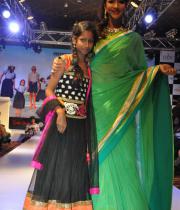 lakshmi-prasanna-ramp-walk-at-passionate-foundation-fashion-19