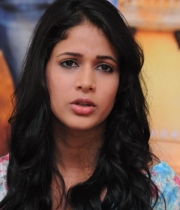 641_4_lavanya-tripathi-vinodham-3