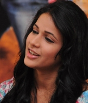 641_6_lavanya-tripathi-vinodham-5