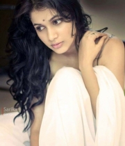 lavanya-tripathi-photoshoot-stills-17