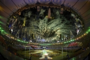london-2012-olympics-closing-ceremony-photos-21