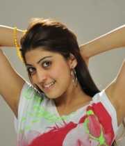 lover-boy-clever-ammayi-movie-stills-3