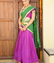 maanasi-half-saree-stills-08