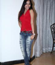 madhavi-latha-photo-stills-15