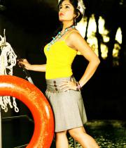 actress-maadhavi-latha-new-hot-photos-43