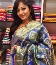 madhavi-latha-latest-photos-7