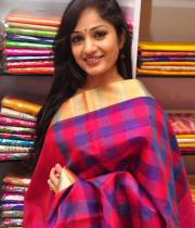 madhavi-latha-latest-photos-8