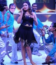 madhu-shalini-dance-performance-at-tollywood-channel-launch-11