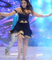 madhu-shalini-dance-performance-at-tollywood-channel-launch-2