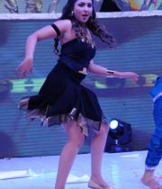 madhu-shalini-dance-performance-at-tollywood-channel-launch-20