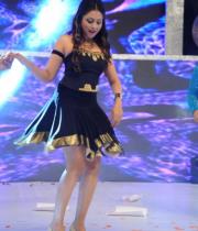 madhu-shalini-dance-performance-at-tollywood-channel-launch-3