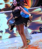 madhu-shalini-dance-performance-at-tollywood-channel-launch-30