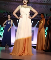 madhu-shalini-new-photos-1