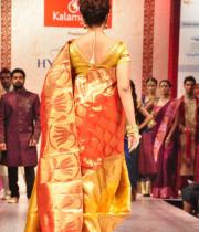 madhu-shalini-ramp-walk-at-hyderabad-fashion-week-14