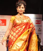 madhu-shalini-ramp-walk-at-hyderabad-fashion-week-9