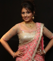 madhushalini-hot-photos-at-teach-for-change-fashion-show-17