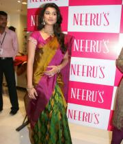 madhurima-at-neerus-shopping-mall-16