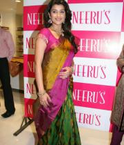 madhurima-at-neerus-shopping-mall-17