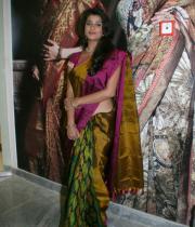 madhurima-at-neerus-shopping-mall-25