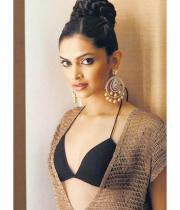deepika-padukone-hot-bikini-photos-08