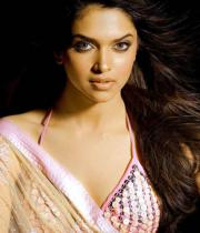 deepika-padukone-hot-bikini-photos-11