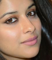 madhurima-stills-from-park-audio-11