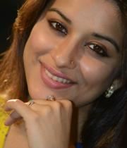 madhurima-stills-from-park-audio-15