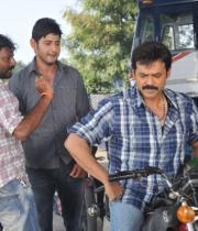 mahesh-babu-and-venkatesh-movie-svsc-working-stills-1534