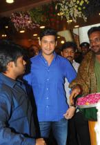 mahesh-babu-launches-south-india-shopping-mall-07