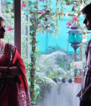 mallela-teeramlo-sirimalle-puvvu-movie-stills-11