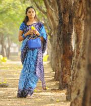mallela-teeramlo-sirimalle-puvvu-movie-stills-16