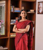 mallela-teeramlo-sirimalle-puvvu-movie-stills-20