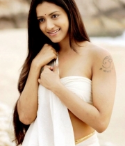 mamta-mohandas-hot-spicy-stills-hq-no-watermark-1