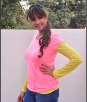 manchu-lakshmi-prasanna-hot-stills151386445565