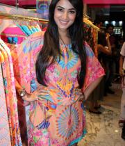 celebrities-at-manish-aroras-store-launch-gallery-27