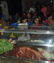 actress-manjula-vijayakumar-death-ceremony-12