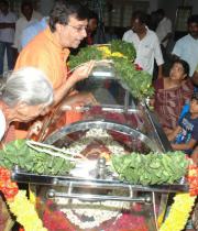 actress-manjula-vijayakumar-death-ceremony-35