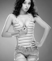 maya-hot-photo-shoot-8