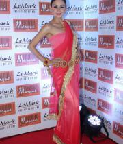 models-at-le-mark-institute-fashion-show-4