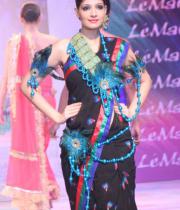 models-at-le-mark-institute-fashion-show-8