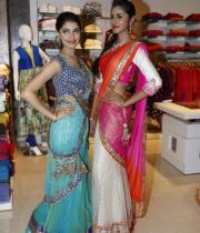 models-at-wedding-collection-photos-15