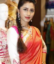 models-at-wedding-collection-photos-20