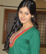 monal-gajjar-latest-cute-photos-18