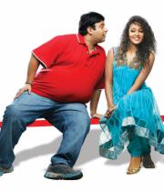 mr-manmadha-movie-stills-2