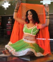 mumaith-khan-item-song-hot-stills-16